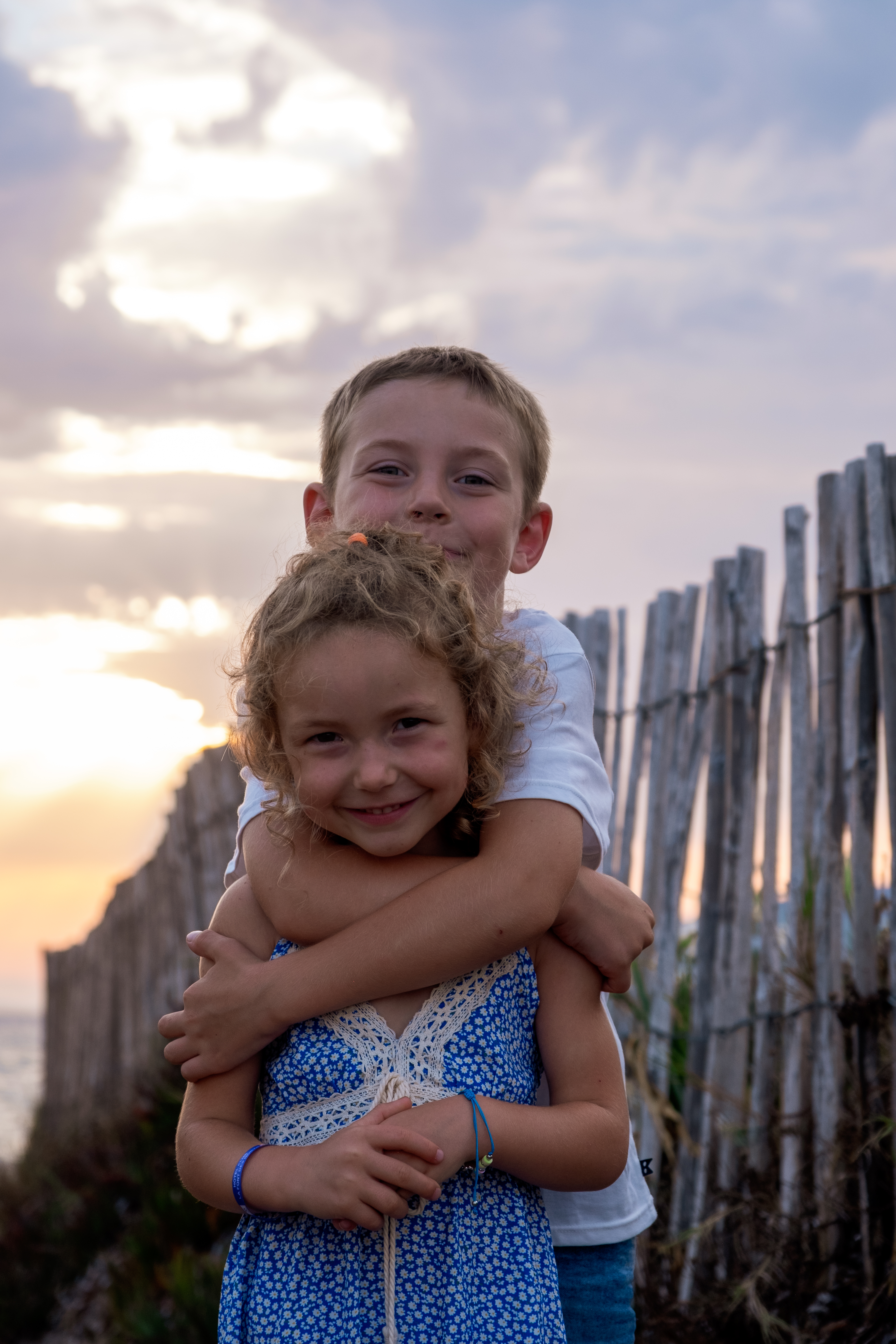 Portrait de famille naturel à Hyères 22